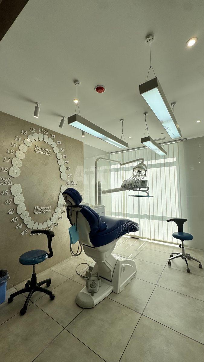Office vul. Barbjusa Anri 51/1А, 138m2583876