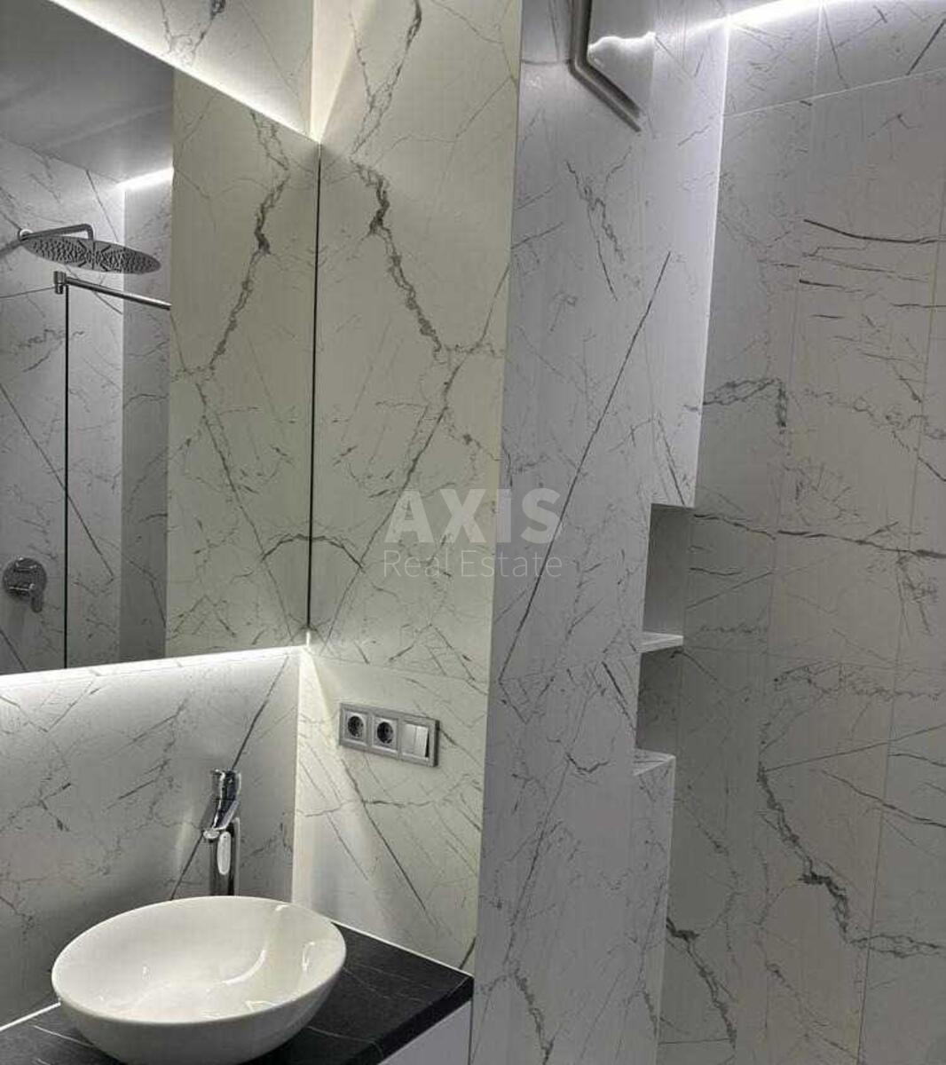 2k apartment nab. Dniprovs'ka 18627165