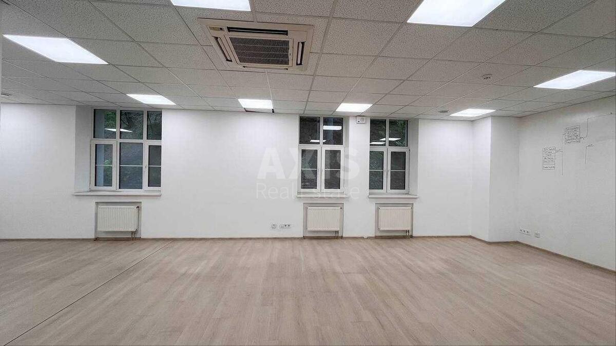 Office vul. Horyva 1А, 117m2