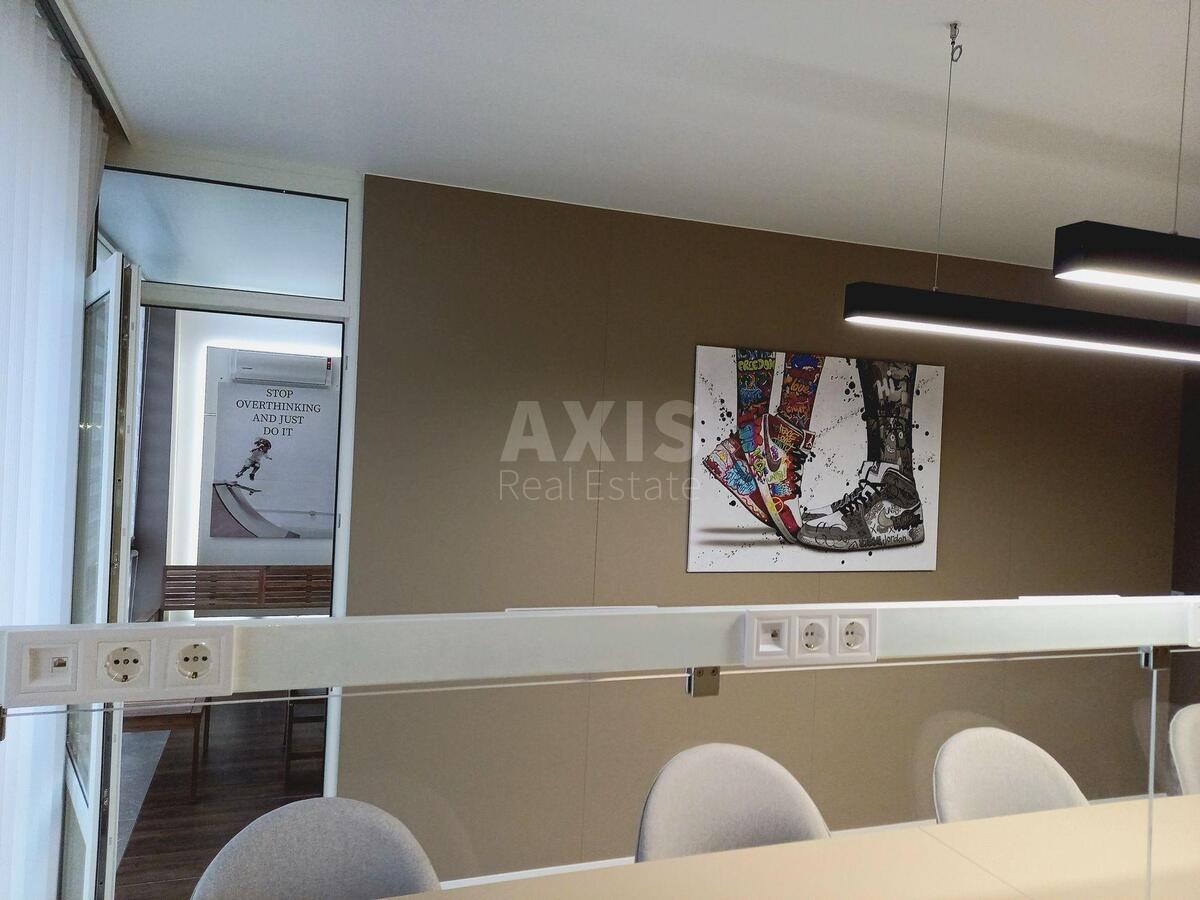 Office vul. Zarichna 1, 52m23