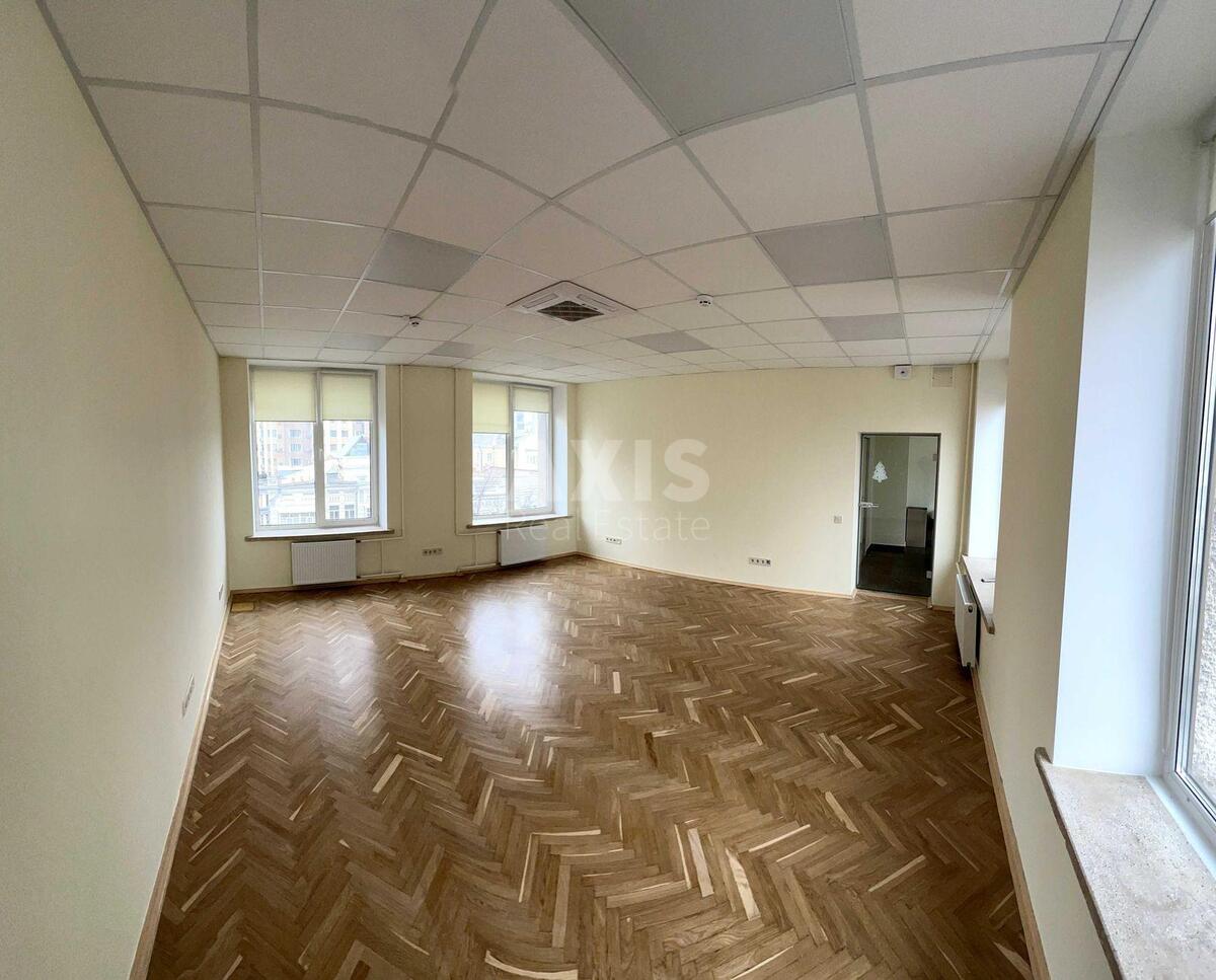 Office vul. Antonovycha 29, 709m27