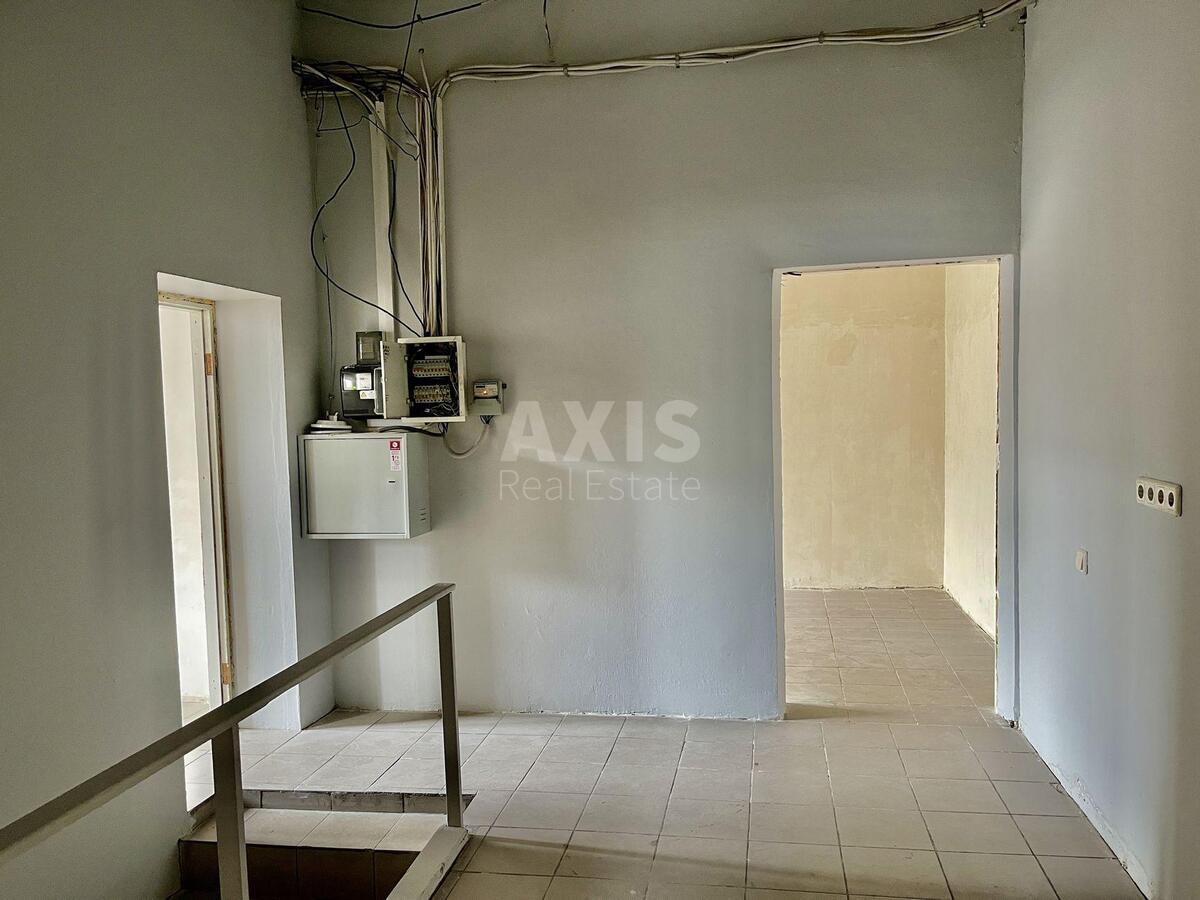 Office vul. Ushyns'kogo 40, 90m25