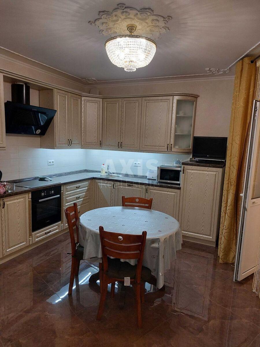 4к квартира ул. Чавдар Елизаветы 13