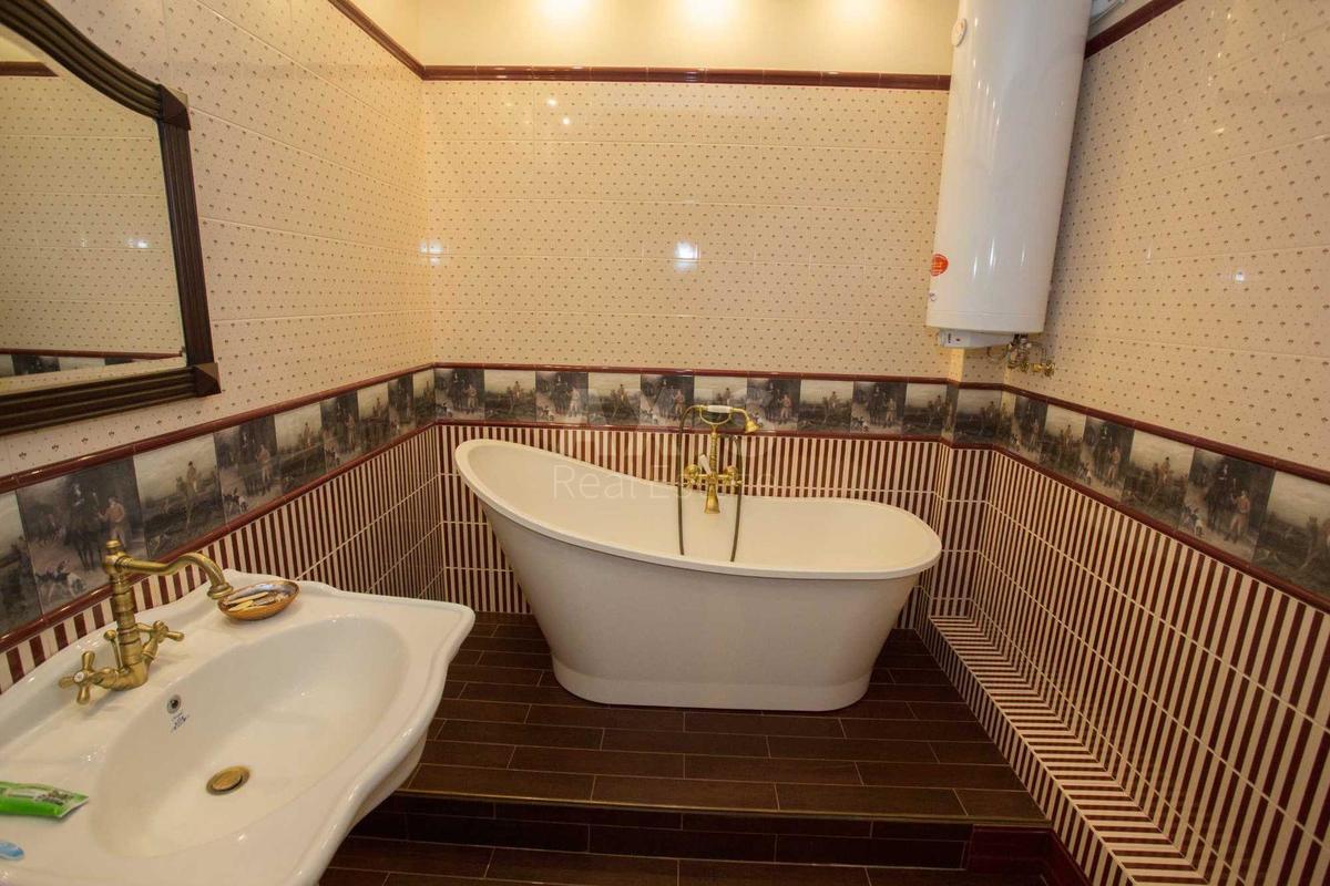 1k apartment vul. Grushevs'kogo Myhajla 34/14