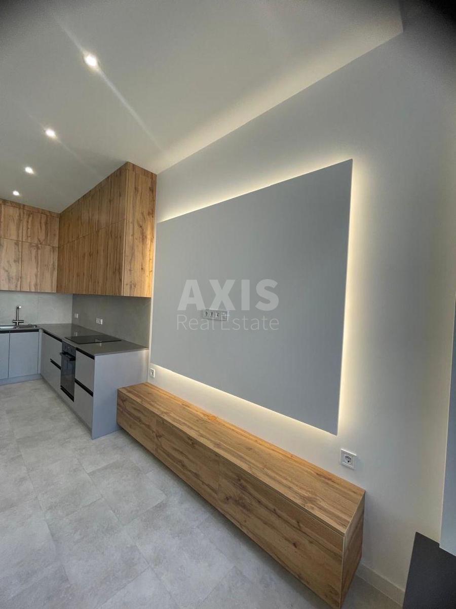 3k apartment vul. Hohlovyh Sim'i' 81