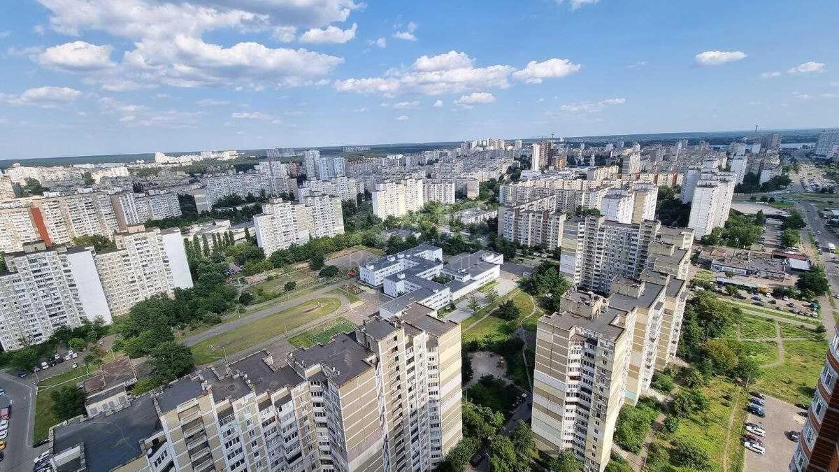 2к квартира ул. Ревуцкого 96