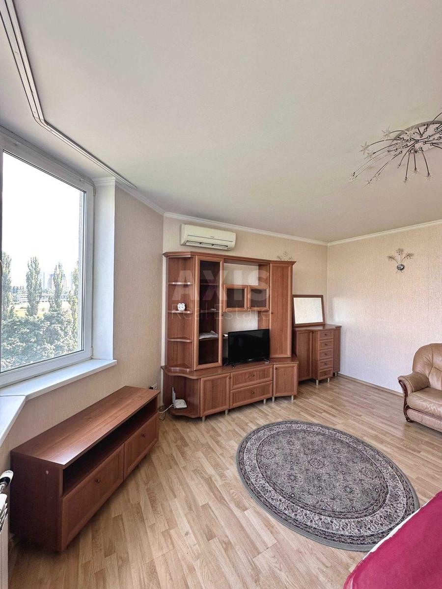 1k apartment vul. Kasijana Vasylja 2/14