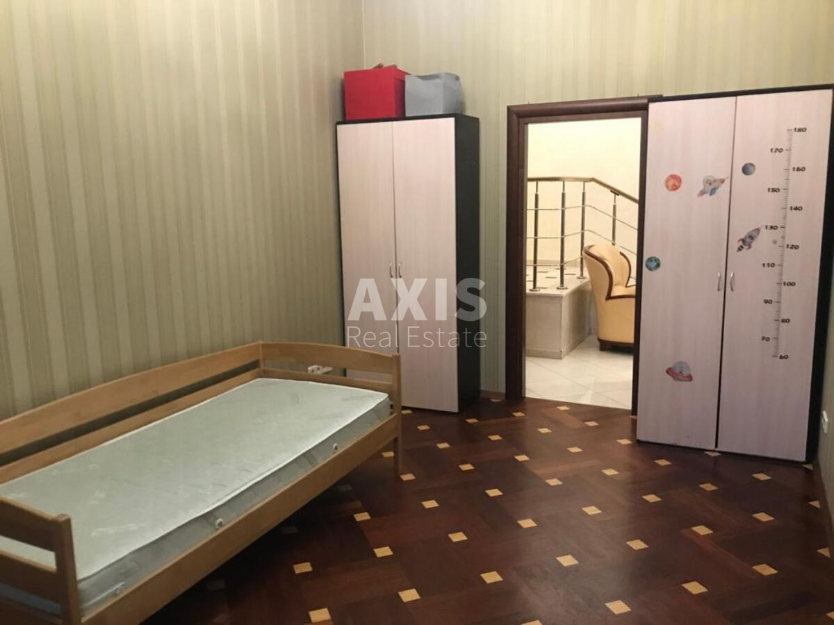 5k apartment vul. Panasa Myrnogo 148