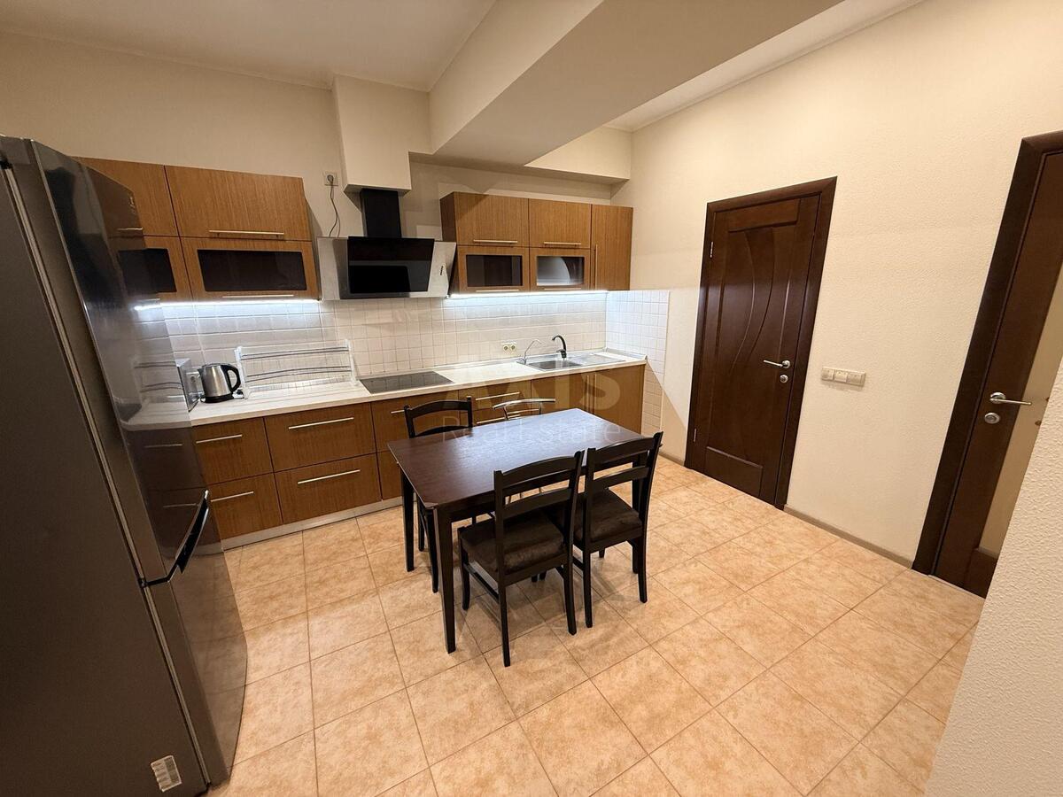 1k apartment vul. Lucenka Dmytra 10601100