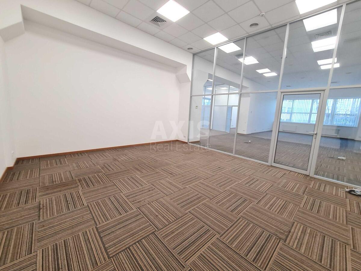 Office prov. Ohtyrs'kyj 7, 250m2571251