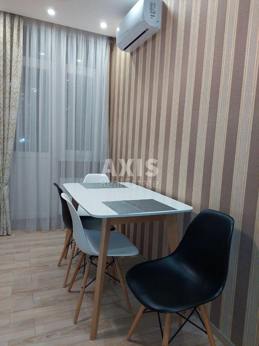 1k apartment pr-t Komarova Kosmonavta 46В6