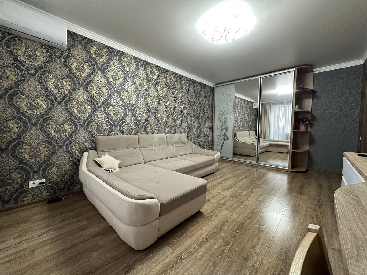 2k apartment vul. Dragomanova 112