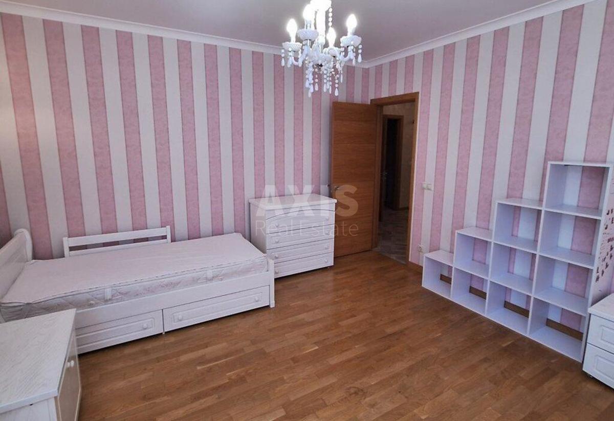 3к квартира ул. Драгоманова 2А2