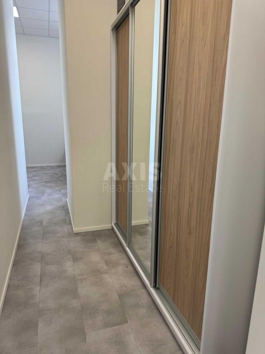 Office vul. Shovkovychna 42/44, 225m2566213