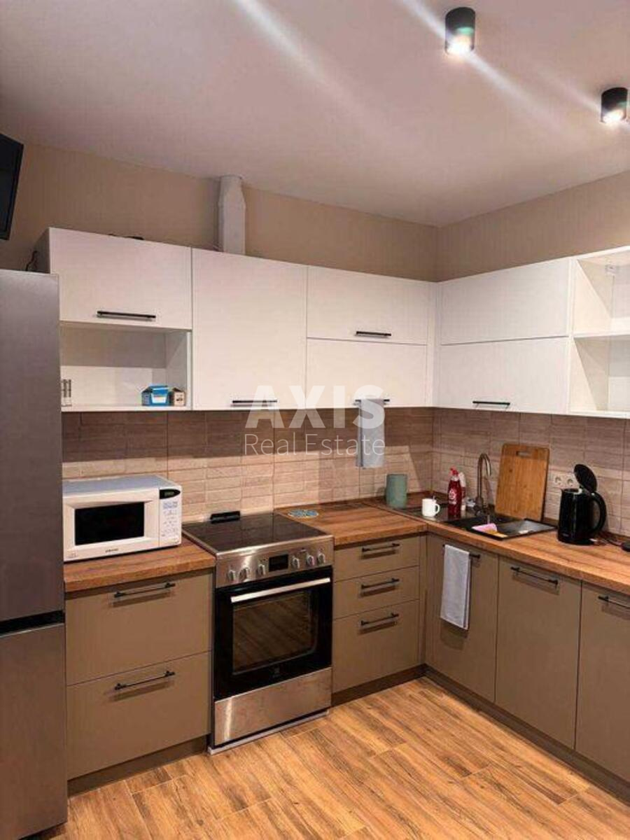1k apartment vul. Revuc'kogo 40Б2