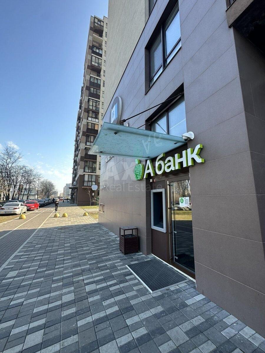 Об'єкт сервісу вул. Олександра Олеся 8А, 274м2