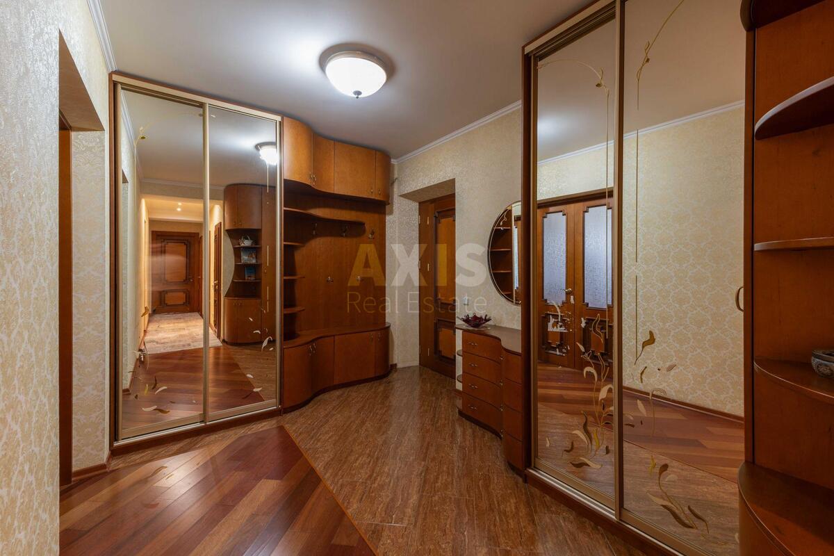 3k apartment vul. Staronavodnyc'ka 8А624861