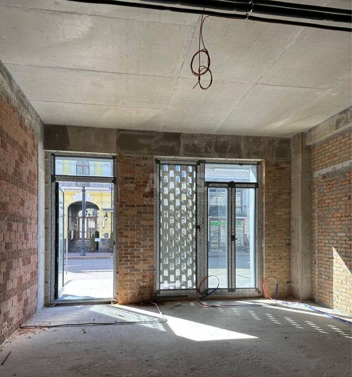 Объект торговли ул. Сагайдачного Петра 18, 195м2624001