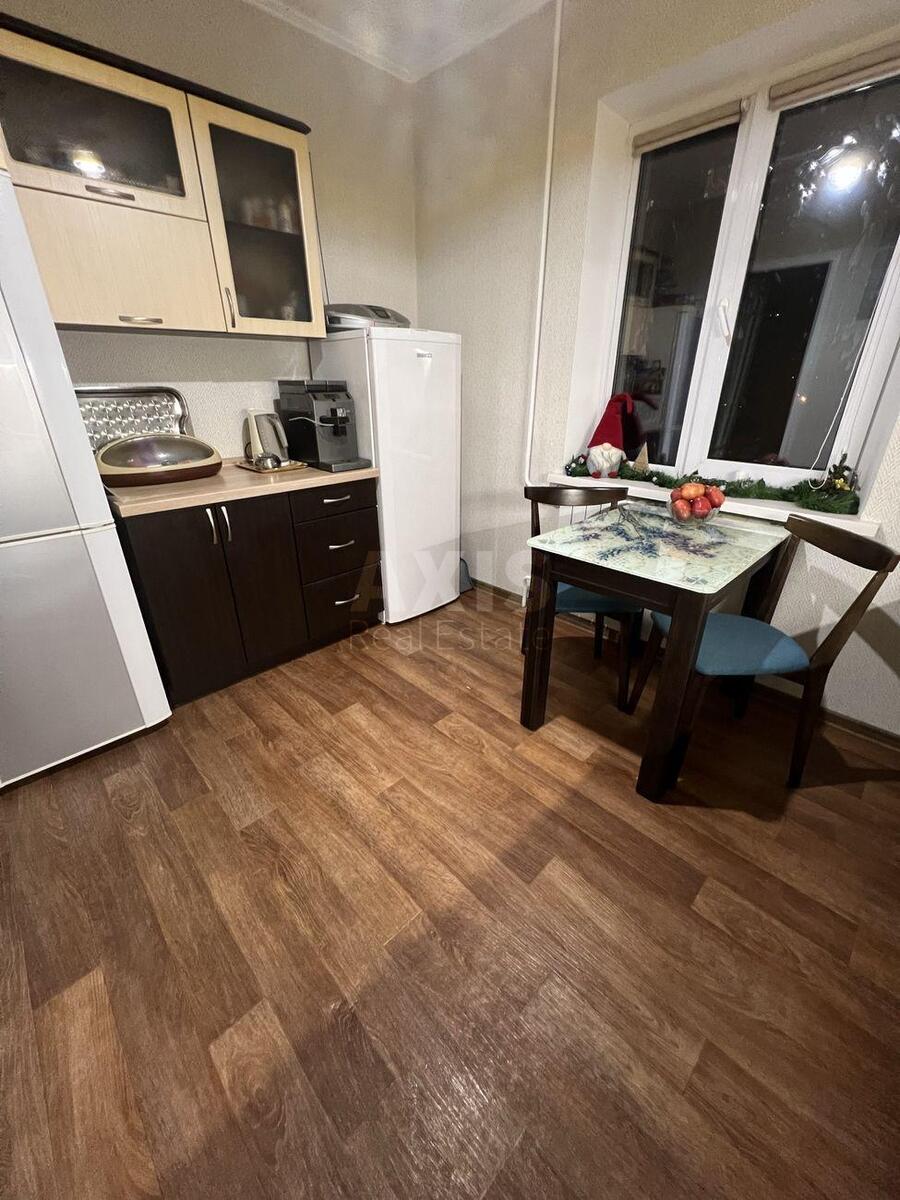 2k apartment vul. Trostjanec'ka 7В1
