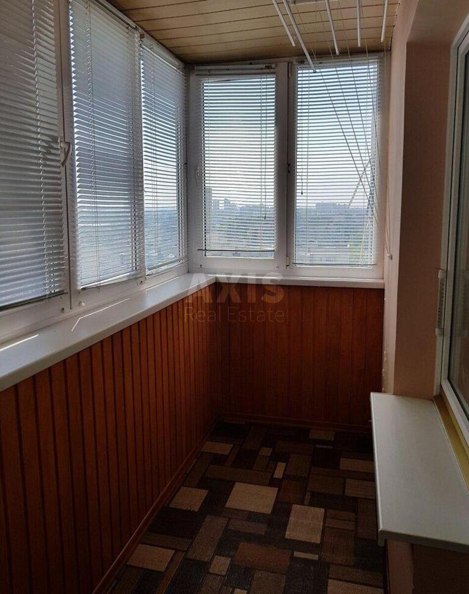 3к квартира пл. Победы 89А6196611