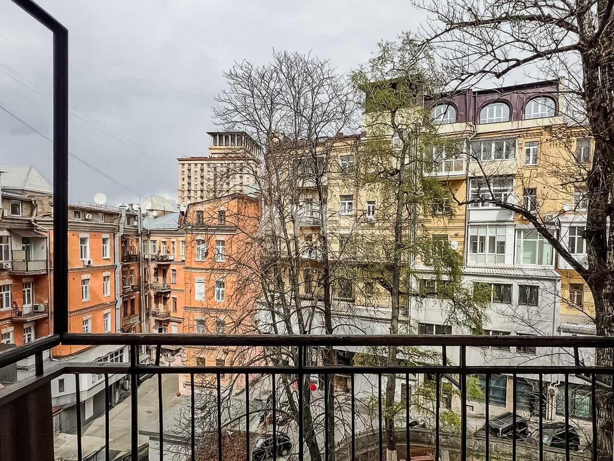 3k apartment vul. Stanislavs'kogo 35589010