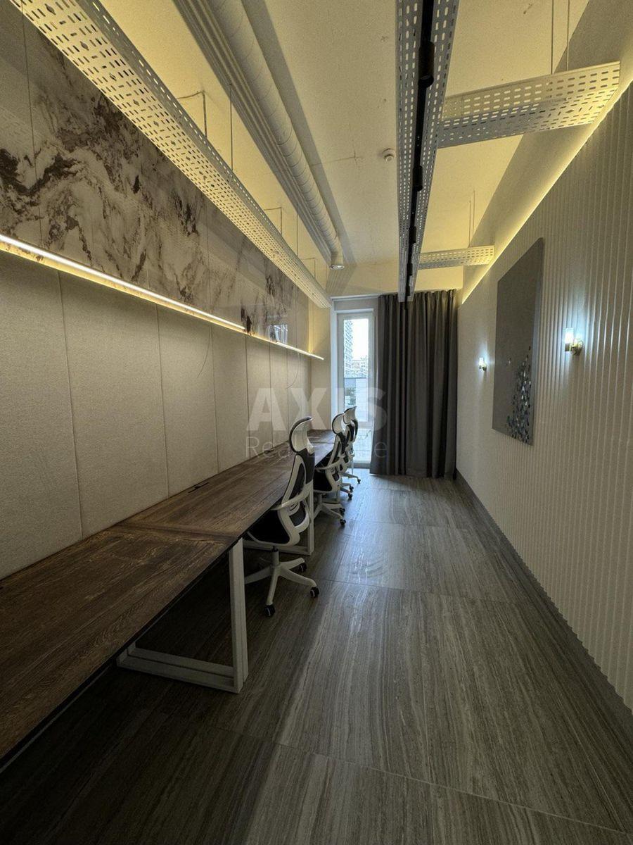Office vul. Bul'varno-Kudrjavs'ka 15А, 202m2579786