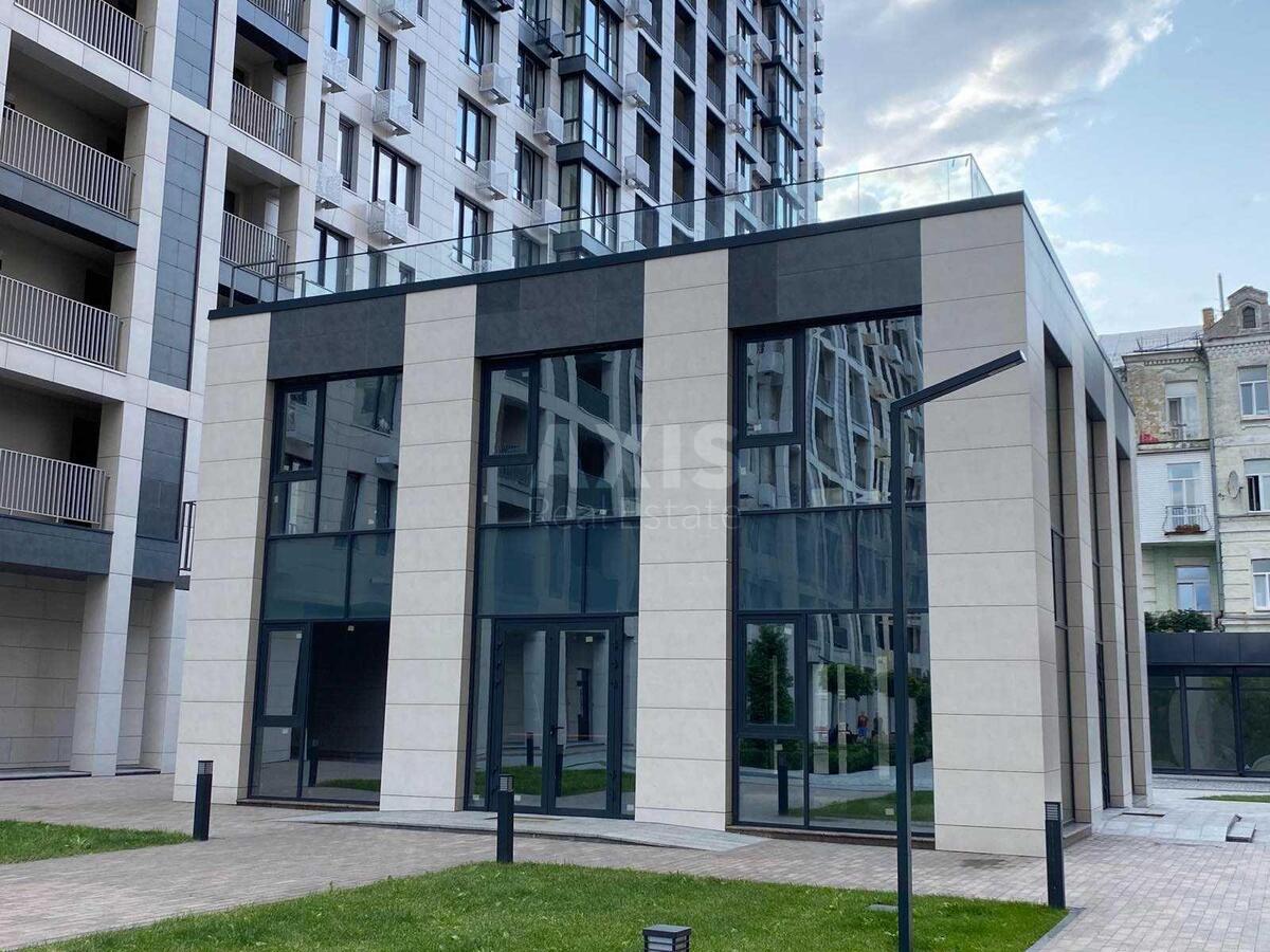 Service object vul. Bul'varno-Kudrjavs'ka 17, 35m2