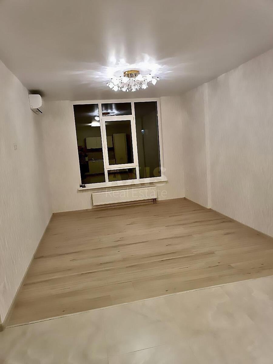 2k apartment pr-t Komarova Kosmonavta 9В592611