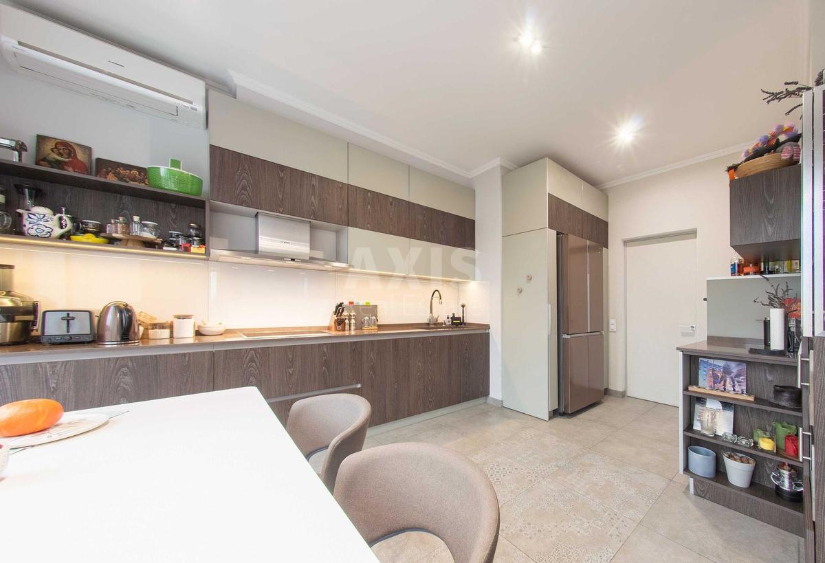 2k apartment vul. Antonovycha 44