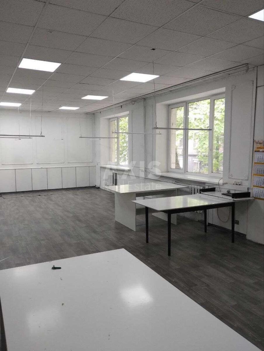 Office vul. Kutuzova 18/7, 32m2