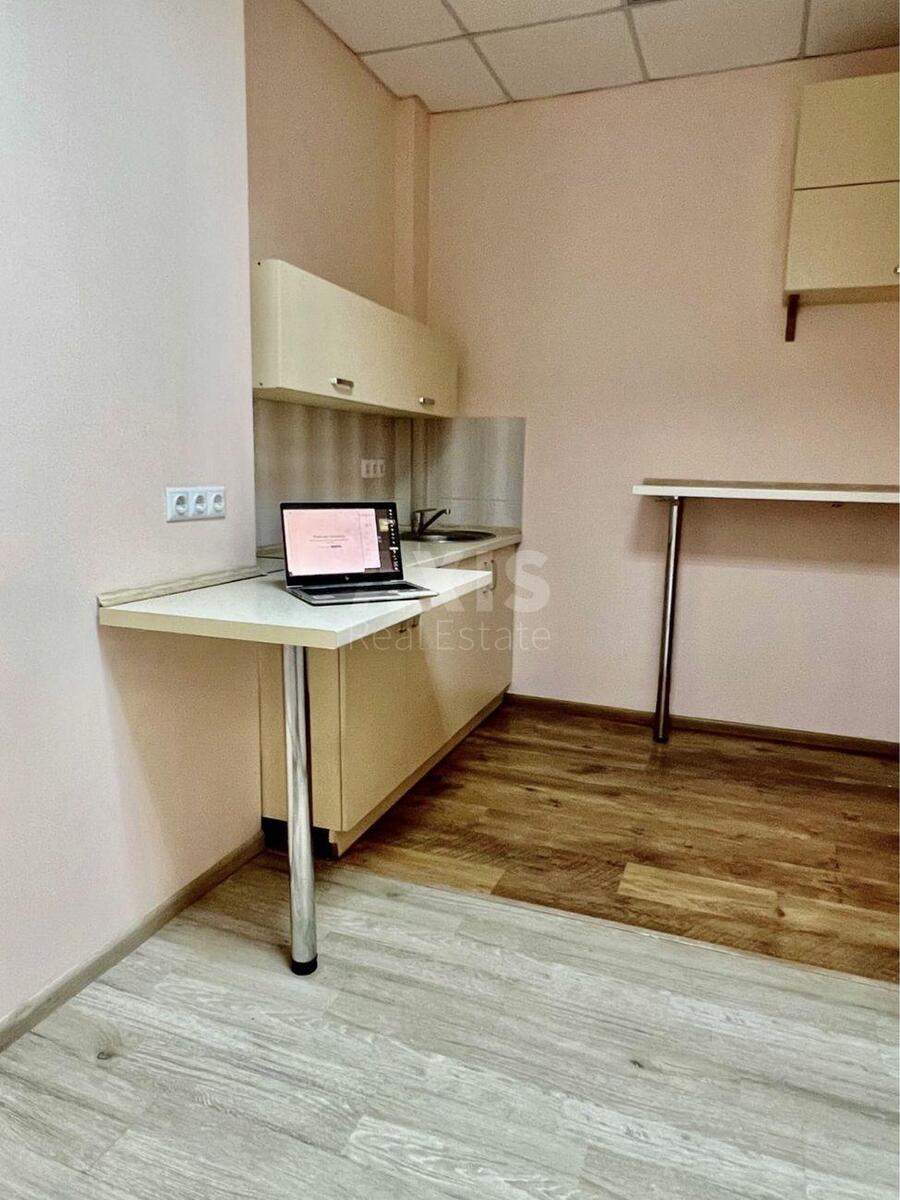 Office vul. Nyzhnij Val 15, 101m23