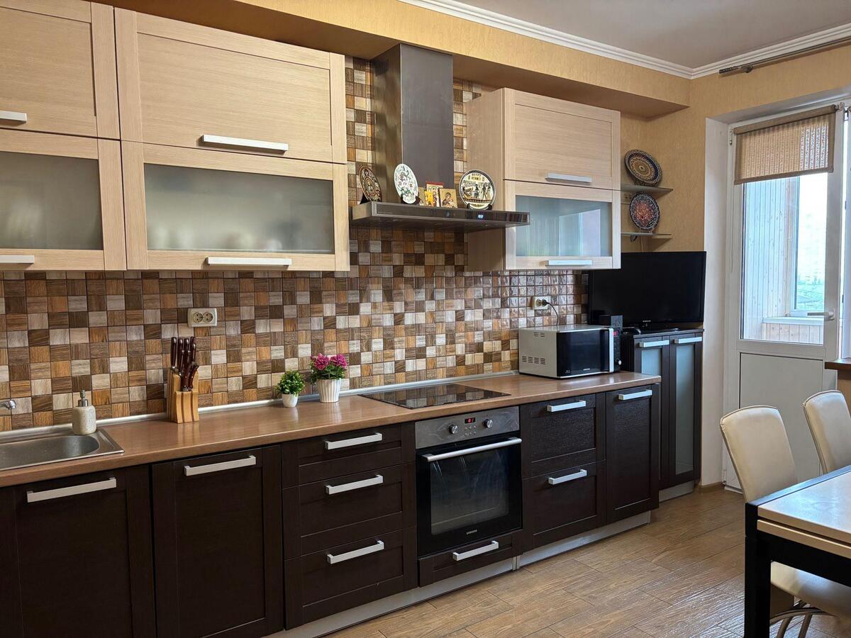 3k apartment vul. Boryspil's'ka 457567