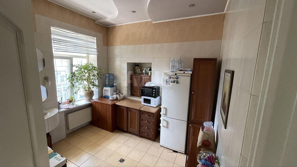 Office vul. Mezhygirs'ka 5, 125m2575865