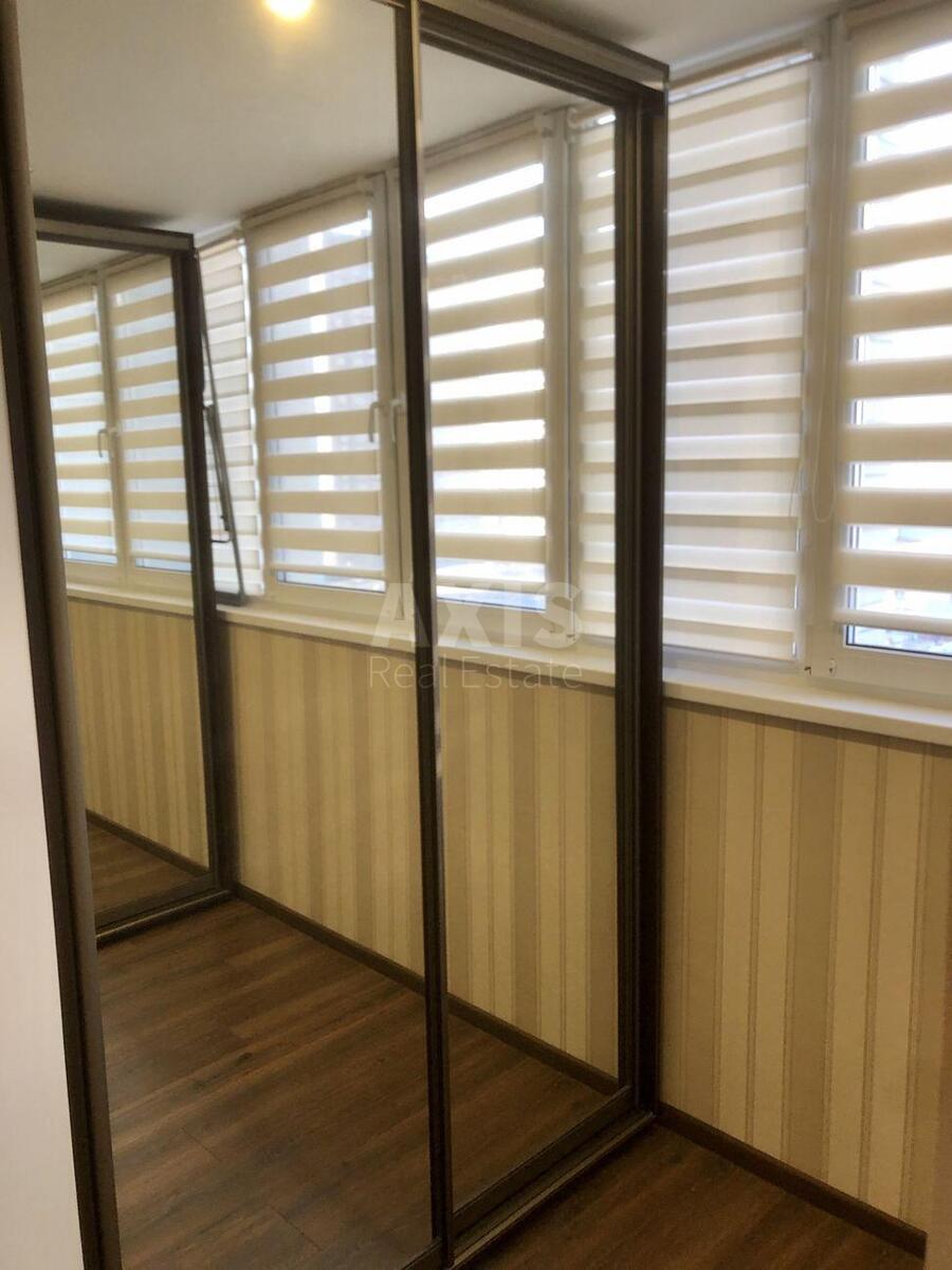 1k apartment vul. Rusovoi' Sofii' 34