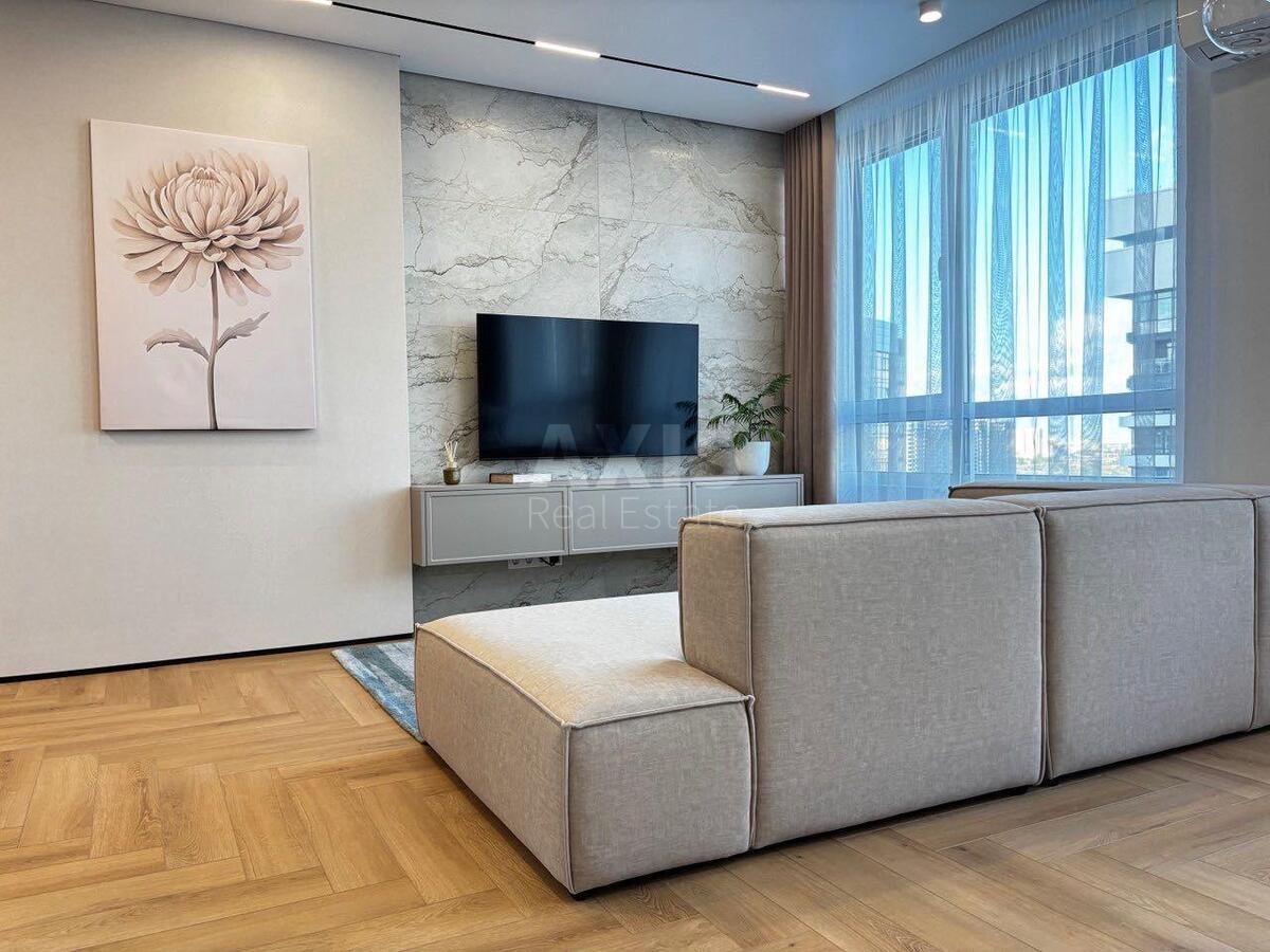 3k apartment nab. Dniprovs'ka 15593611