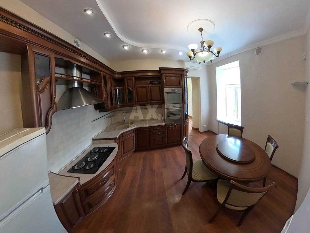 4k apartment vul. Gogolivs'ka 108
