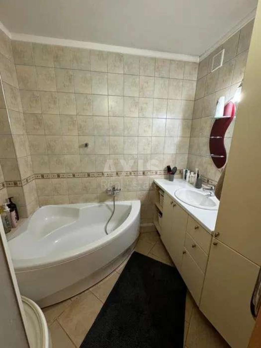 2k apartment vul. Rudenko Larysy 21А4