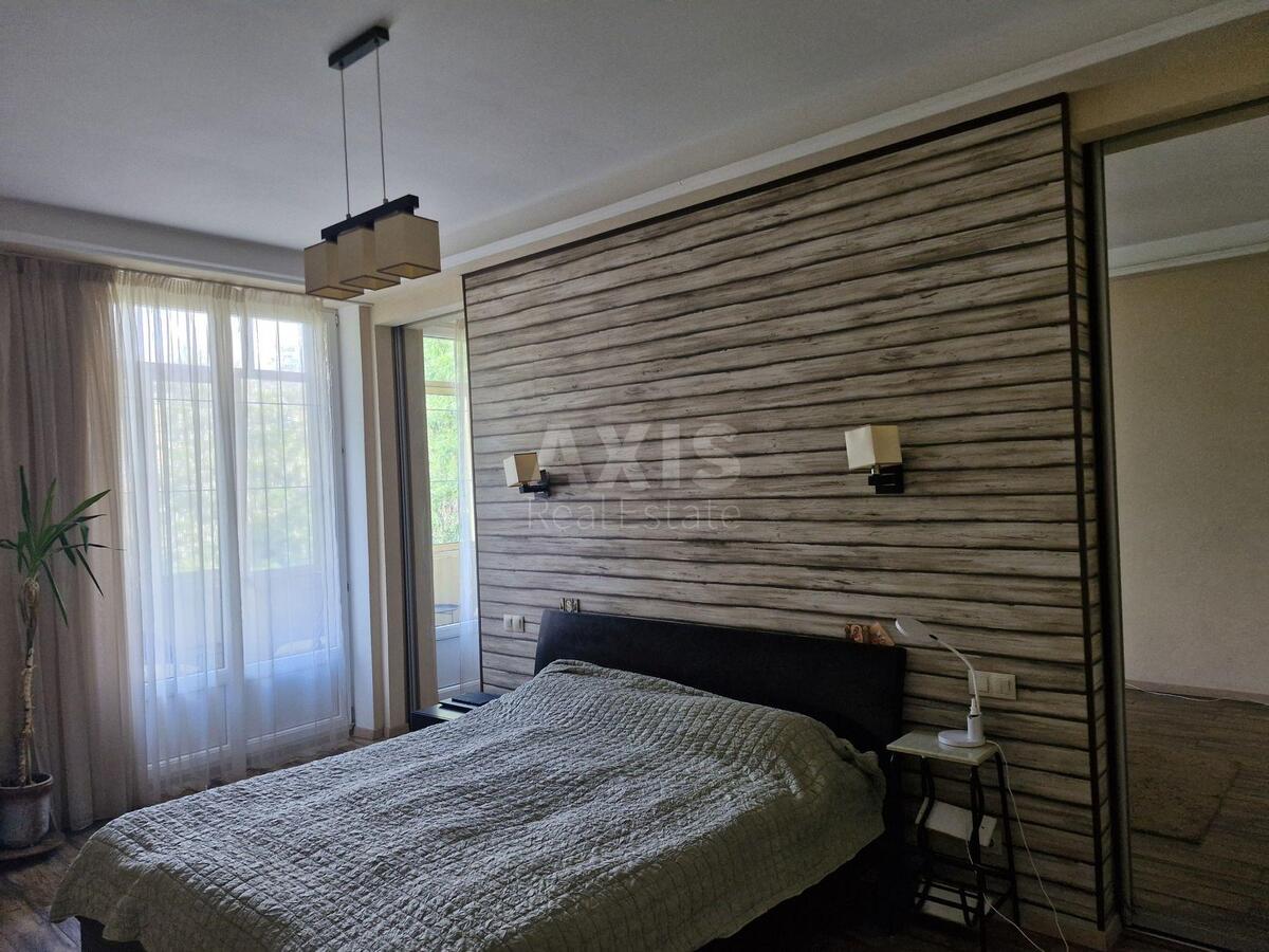 4k apartment vul. Iskrivs'ka 1119