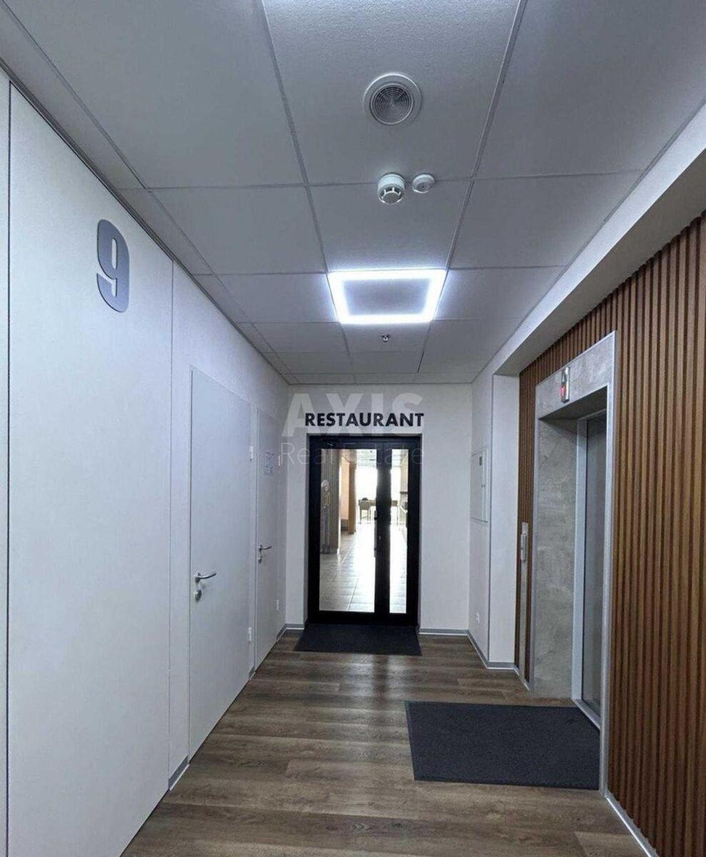 Office vul. Baggovutivs'ka 23, 179m24