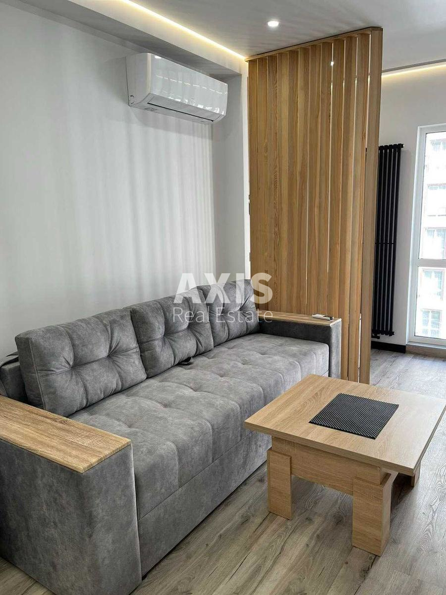 1k apartment vul. Myhajla Maksymovycha 247