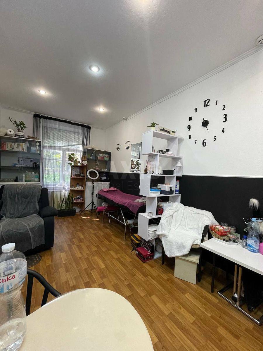 1k apartment vul. Sokal's'ka 10