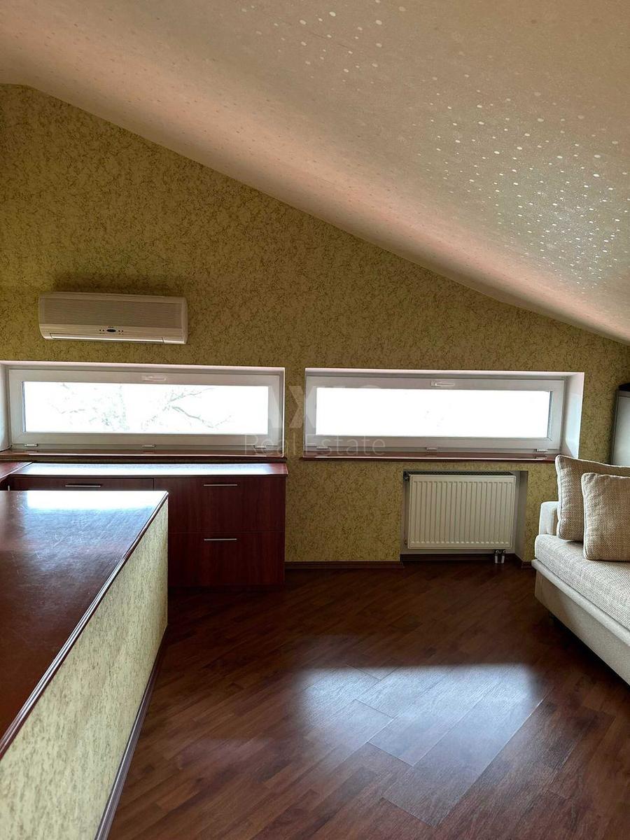 5k apartment vul. Verhovynna 843598812