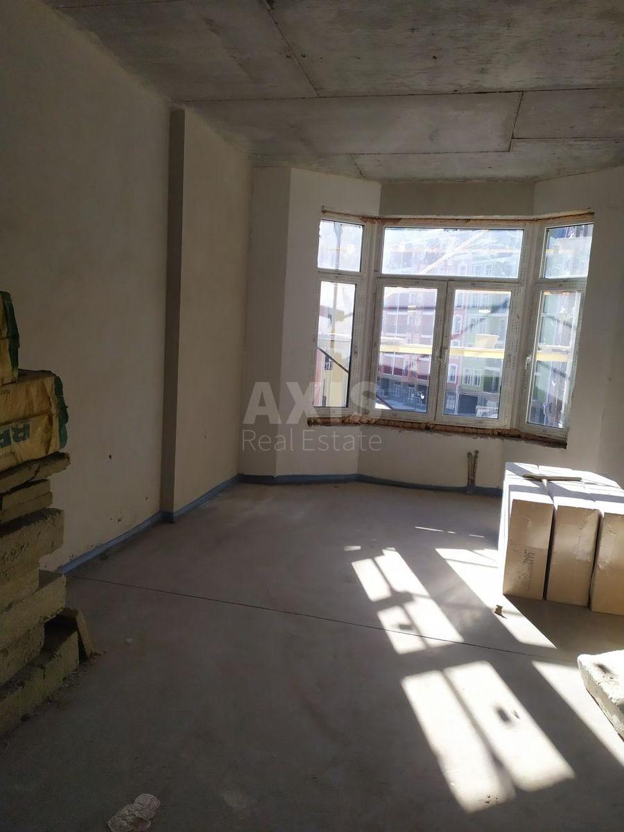 2k apartment vul. Bul'varno-Kudrjavs'ka 9