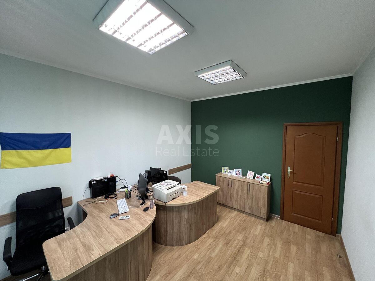 Office vul. Rustaveli Shota 44, 80m25