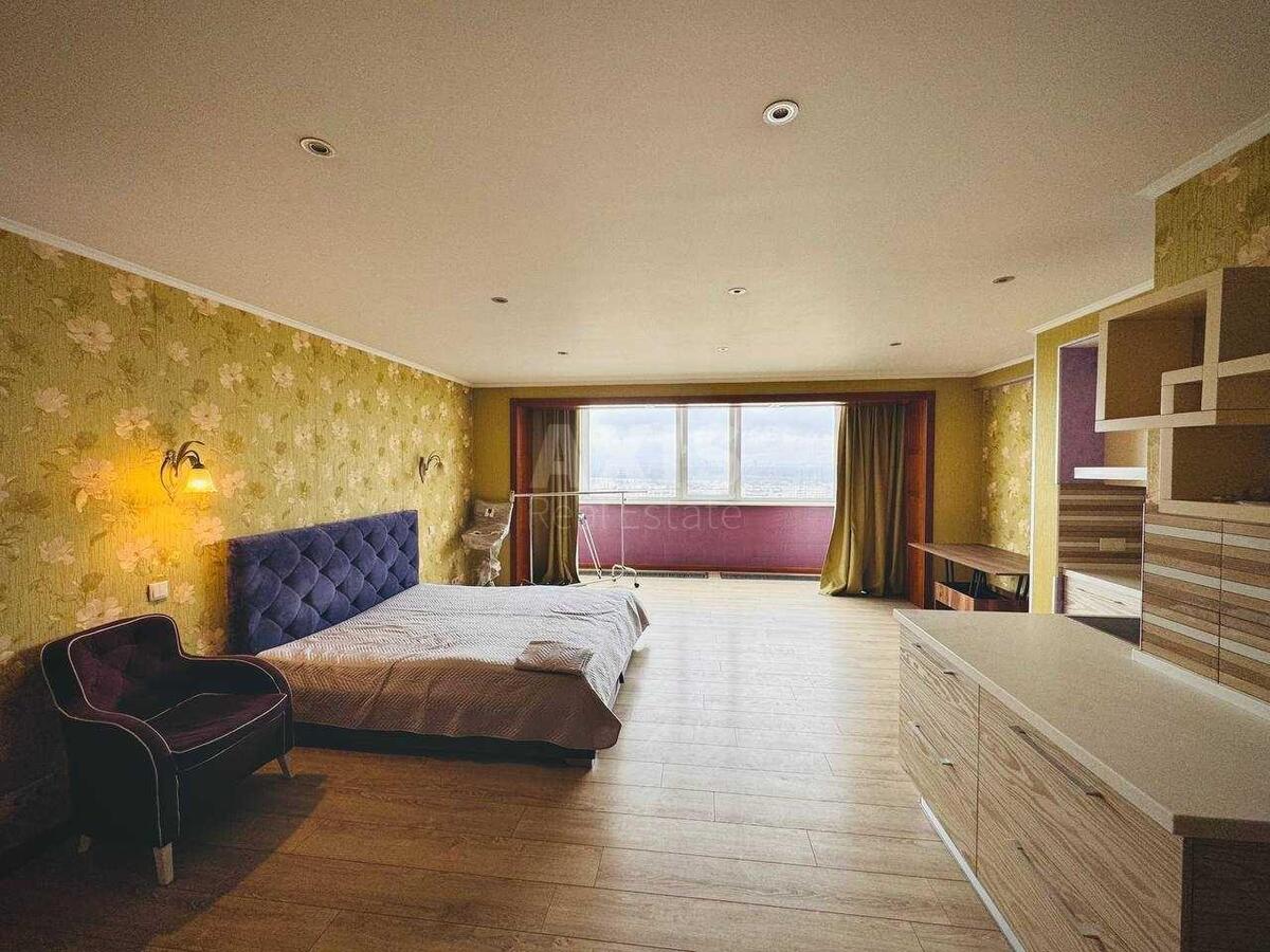 1k apartment pr-t Geroi'v Stalingrada 53Б0
