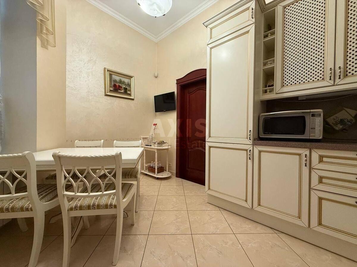 4k apartment vul. Kost'ol'na 8583246