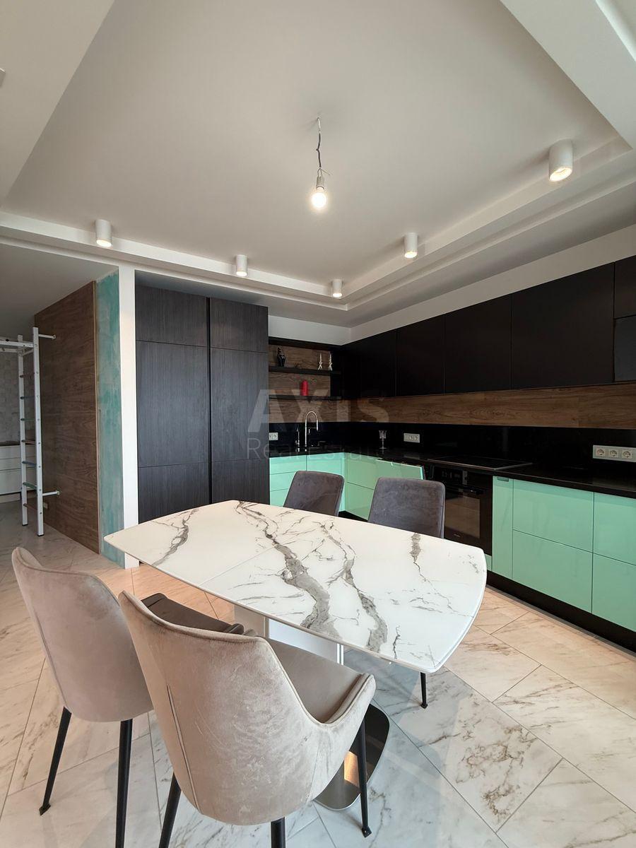 4k apartment vul. Chavdar Jelyzavety 13580372