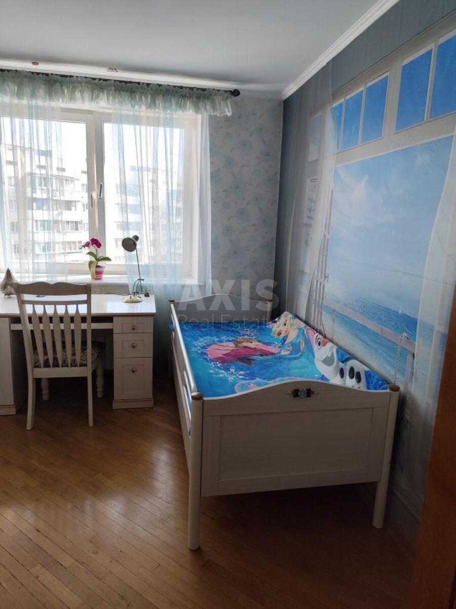 3к квартира пр-т Героев Сталинграда 24А580843