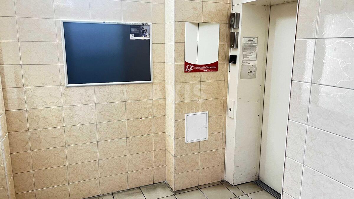 1к квартира ул. Соломии Крушельницкой 135718111