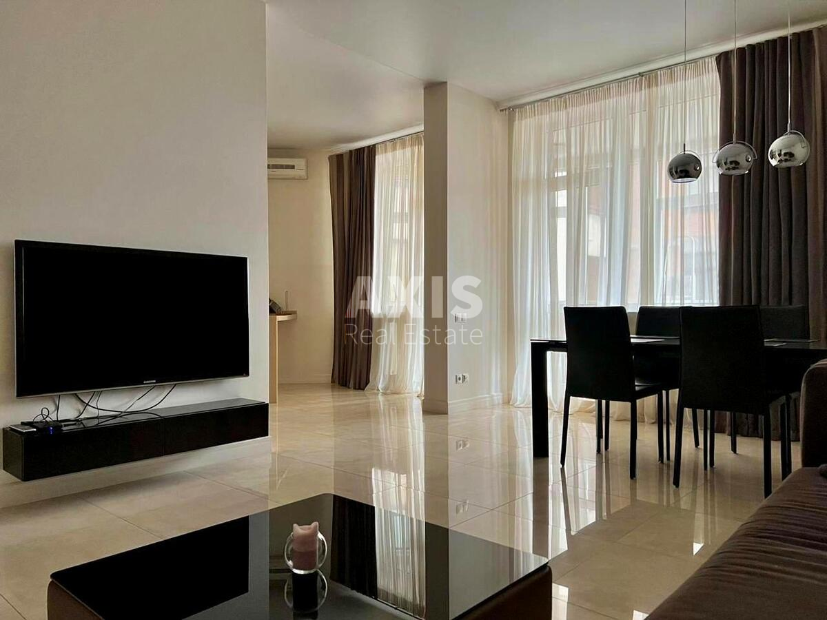 3k apartment vul. Vasylya Tyutyunnyka 28А